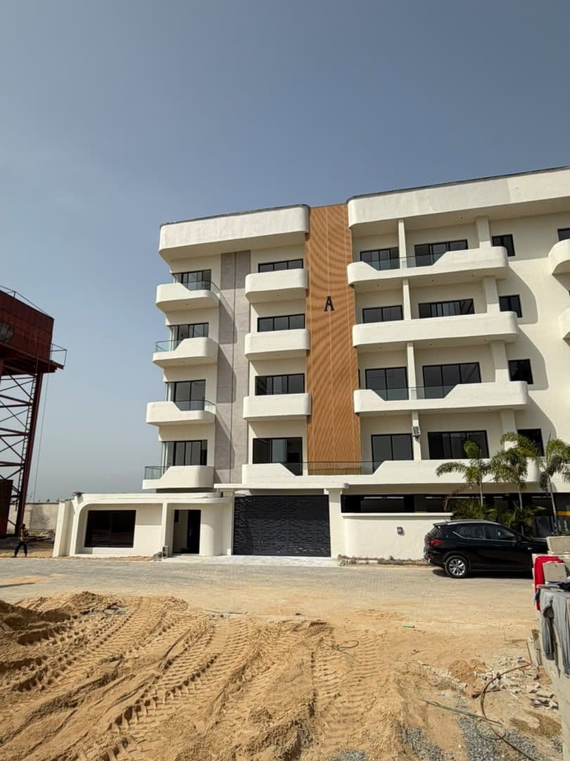 Lekki phase 1, Lagos