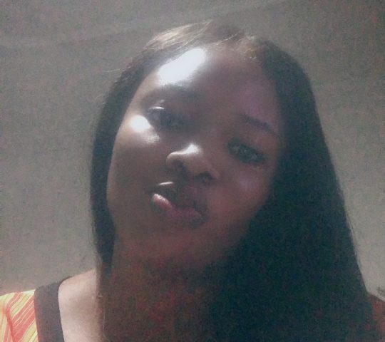 I am 23 looking for a female roommate in Ikeja